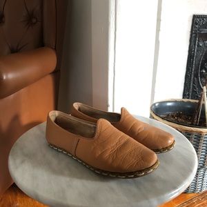 Tan leather Sabah slip ons